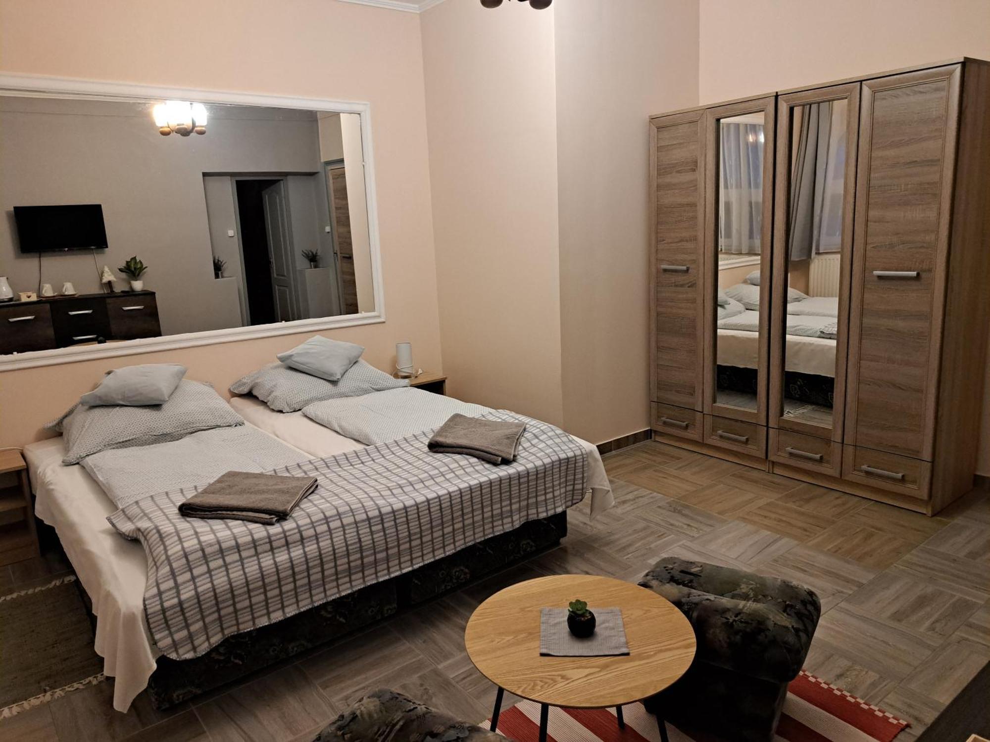 Bed and Breakfast Kisdiofa Panzio Es Vendeglo Vajdacska Екстер'єр фото