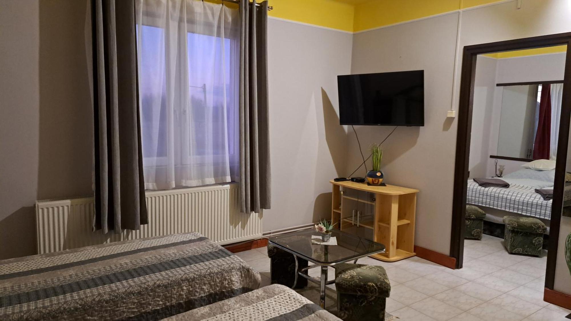 Bed and Breakfast Kisdiofa Panzio Es Vendeglo Vajdacska Екстер'єр фото