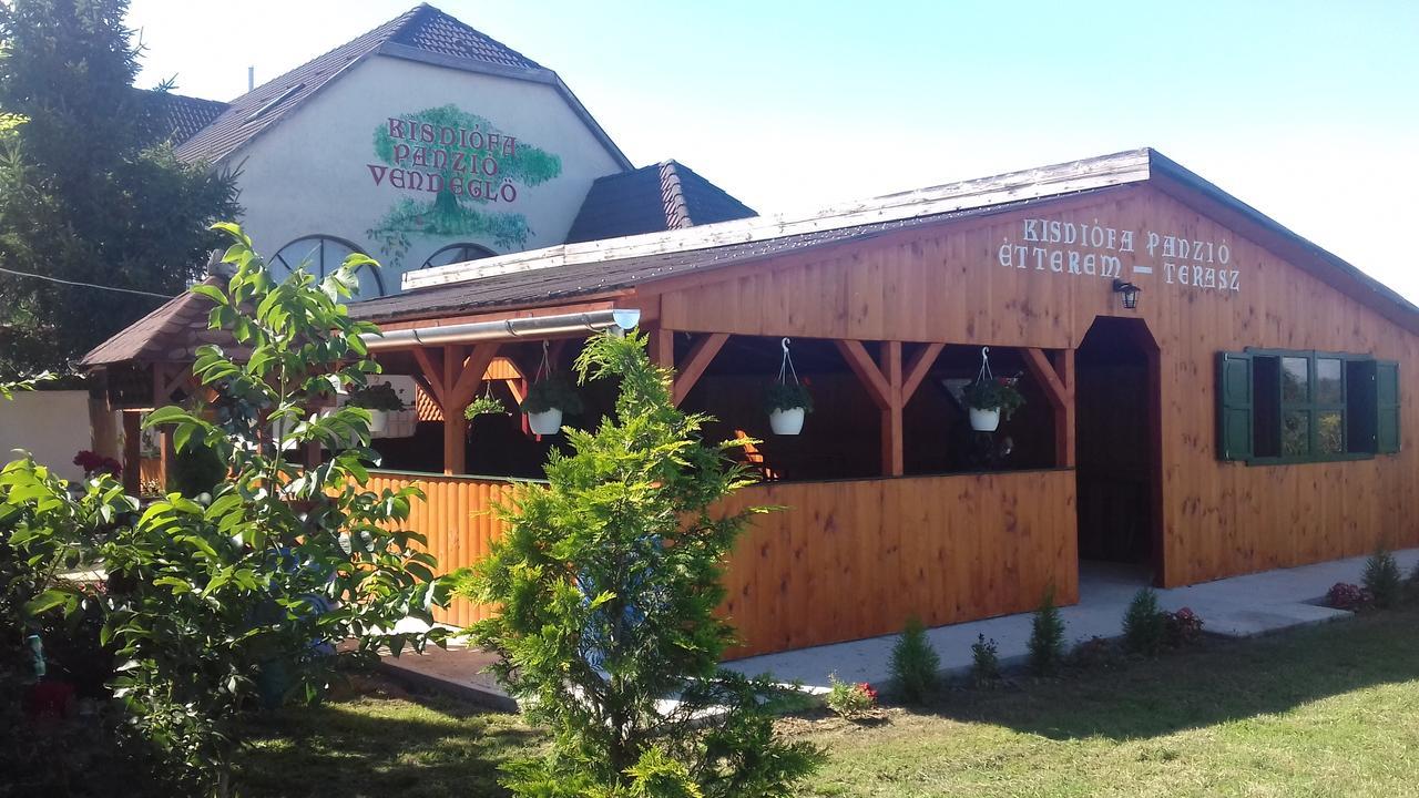 Bed and Breakfast Kisdiofa Panzio Es Vendeglo Vajdacska Екстер'єр фото